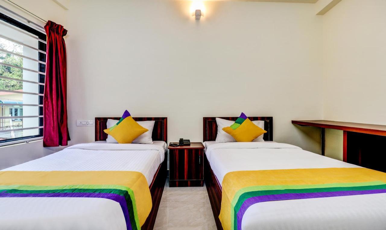 Itsy Hotels Rain Tulsi Stayz, Palarivattom Junction Kochi Exterior photo